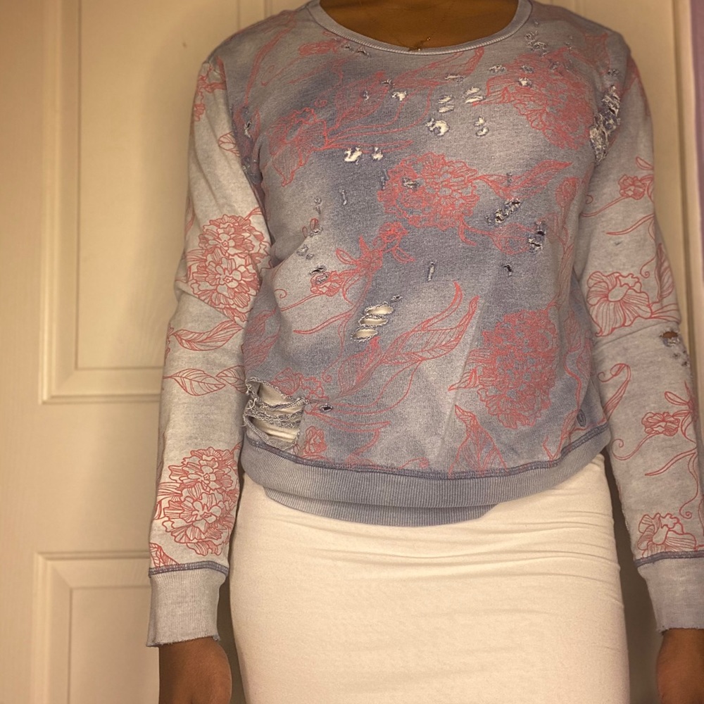 True Religion long sleeve with holy design